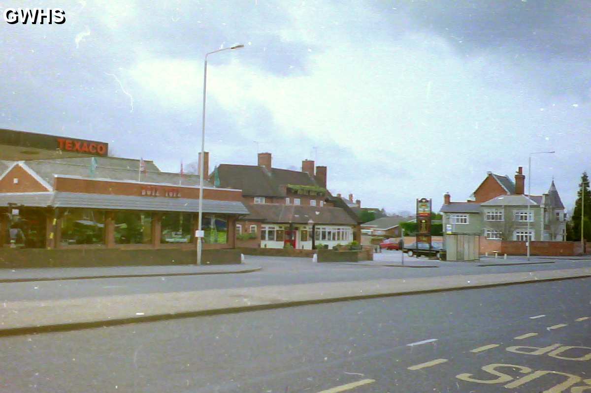 36-708 The Royal Oak Inn Leicester Road Wigston Magna
