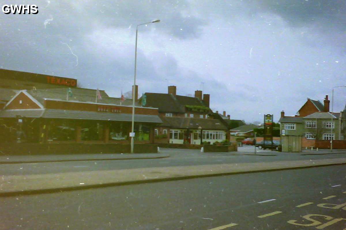 36-709 The Royal Oak Inn Leicester Road Wigston Magna