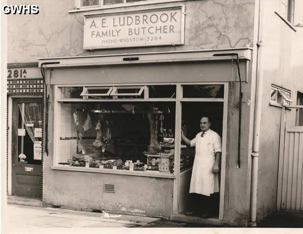 39-650 A E Ludbrook Butchers 281 Leicester Road Wigston Magna with Mr Ludbrook in the doorway