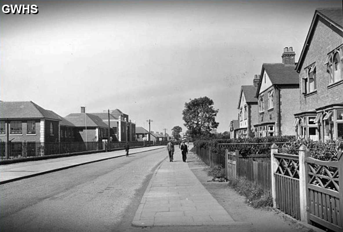32-368 Little Glen Road, South Wigston ~ Postcard from 1939.