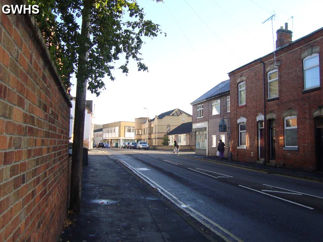 17-024 Long Street 2011