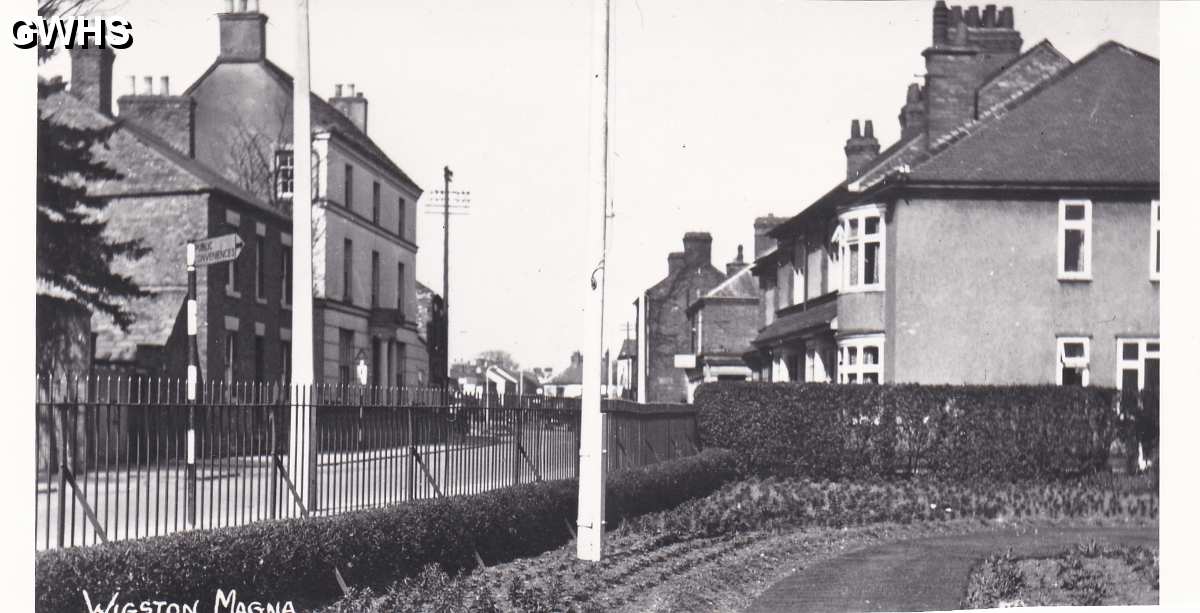 8-177 Old Farmhouse and No 2 Manor House Long Street Wigston Magna c 1960