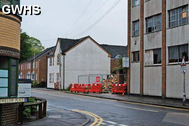 32-099 Long Street Closed due to old Herbert Halls factory being unsafe 2017