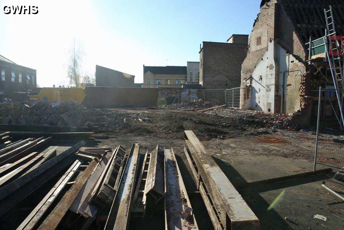 34-359 Demolition of the Wigston Working Mens Club on Long Street Wigston Magna Nov 2018