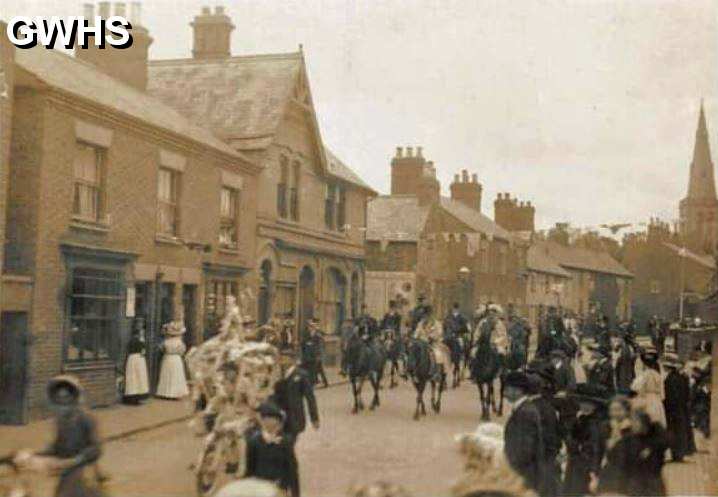 39-366 The Wigston Carnival on Long Street. Early 1900s