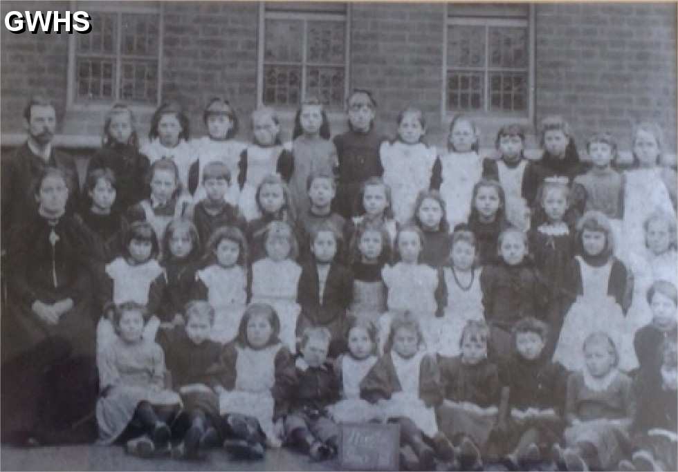 26-151 Wigston National School Bell Street 1884