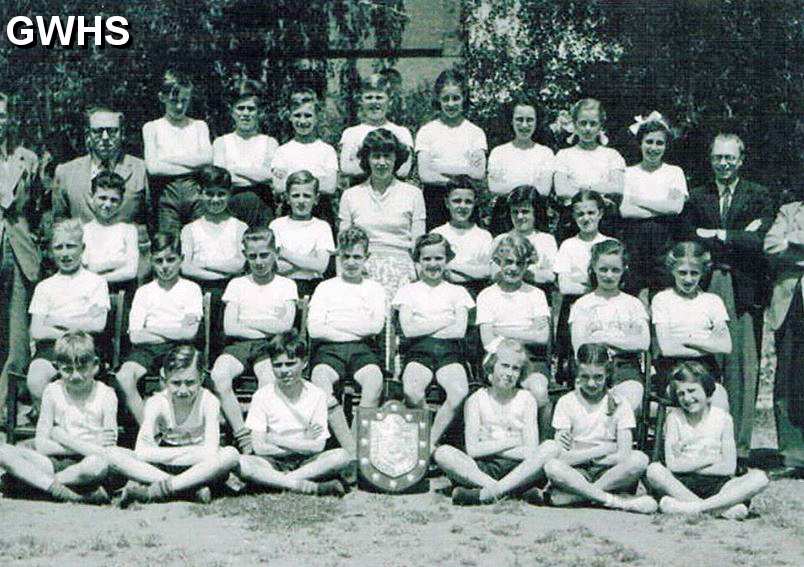 32-335 Wigston Cof E School , Long Street , competing at South Wigston mid1950's