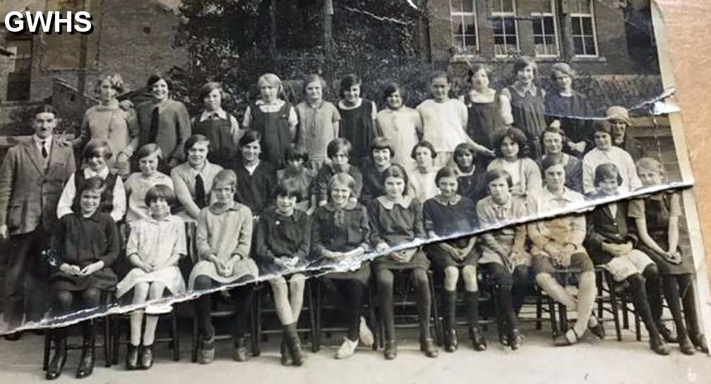 35-932 Long Street Schools 1925 Wigston Magna