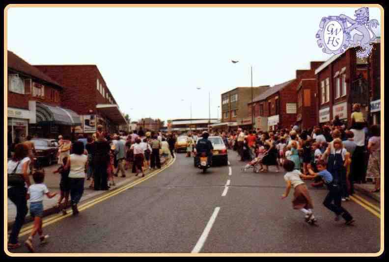 32-297 Outside the Fairplay Toy Shop when Darth Vader  arrived, Leicester Road Wigston Magna in 1981