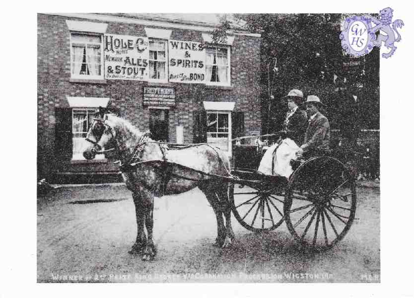 8-142 Old Royal Oak Leicester Road Wigston Magna 1911 Mr Thorpe the landlord and his wife in the trap