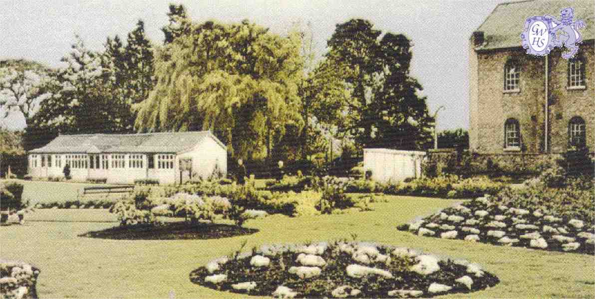19-429 Pavilion in 1959 in the Long Street Park Wigston Magna