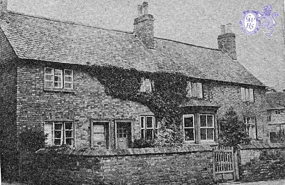 30-532 Old cottages on Long Street Wigston Magna where doctors and Post Office are now