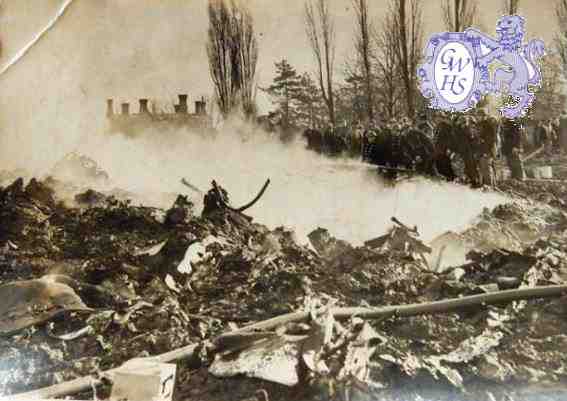 32-152 Lancaster Bomber crash in Wigston Magna