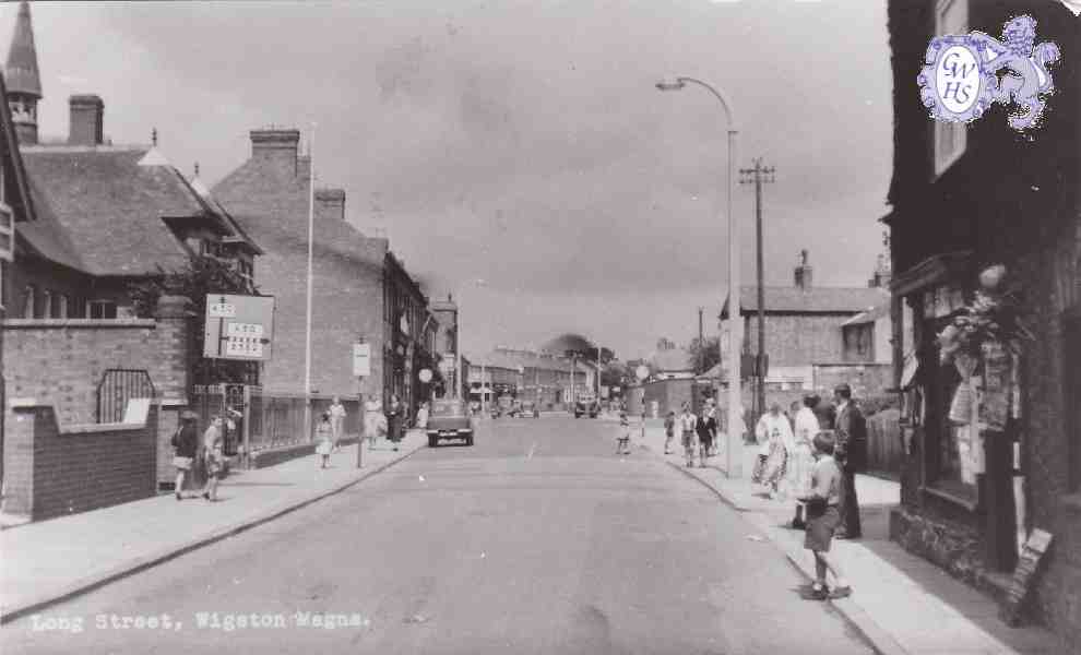 8-202 Long Street Wigston Magna looking towards Leicester Road 1960