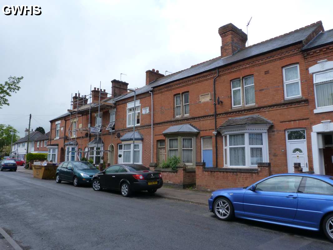 19-407 Houses on Manor Street built in 1894-5 Wigston Magna 2012