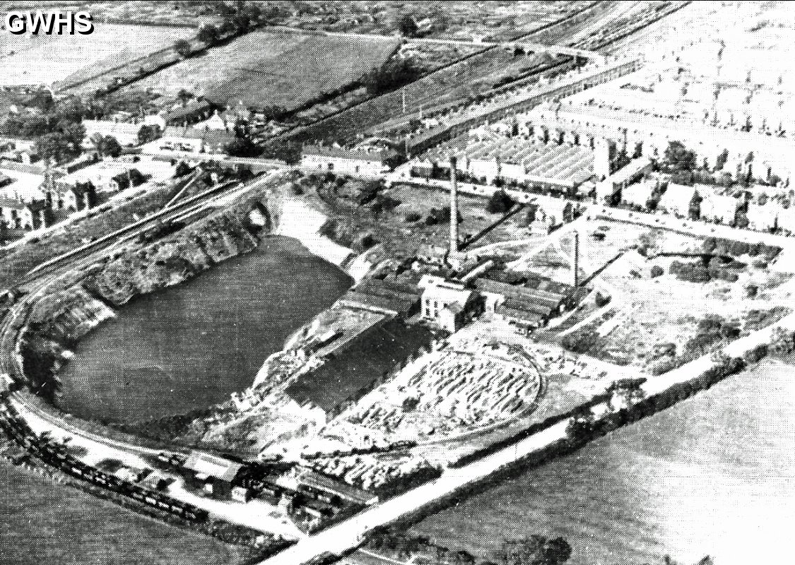 31-040 The Brick Works South Wigston circa 1930