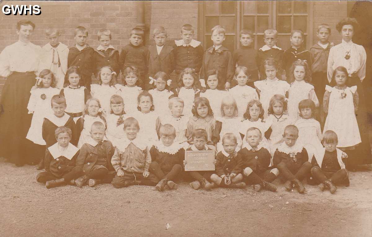 29-365 Wigston Magna Church of Englands School Infants class of 1908