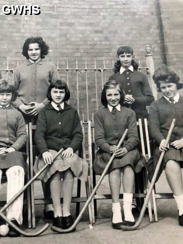 35-322 Junior school Shinty Team circa 1960