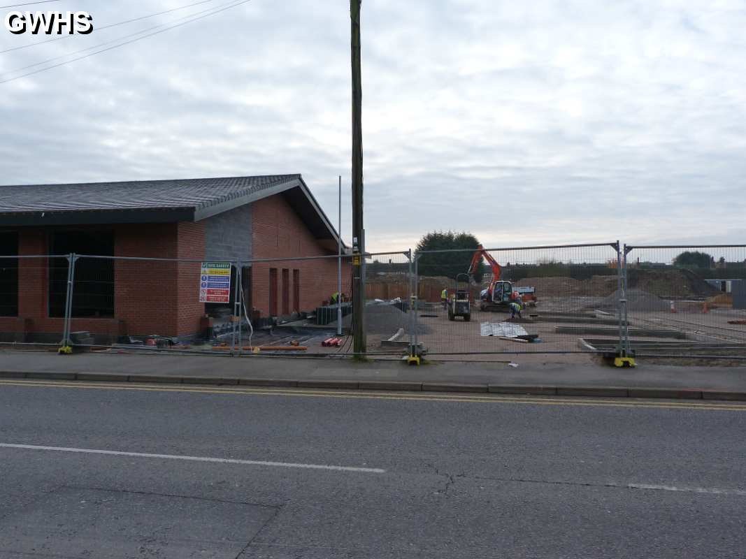 26-334 Building of new Sainsbury store in Moat Street Wigston Magna Nove 2014