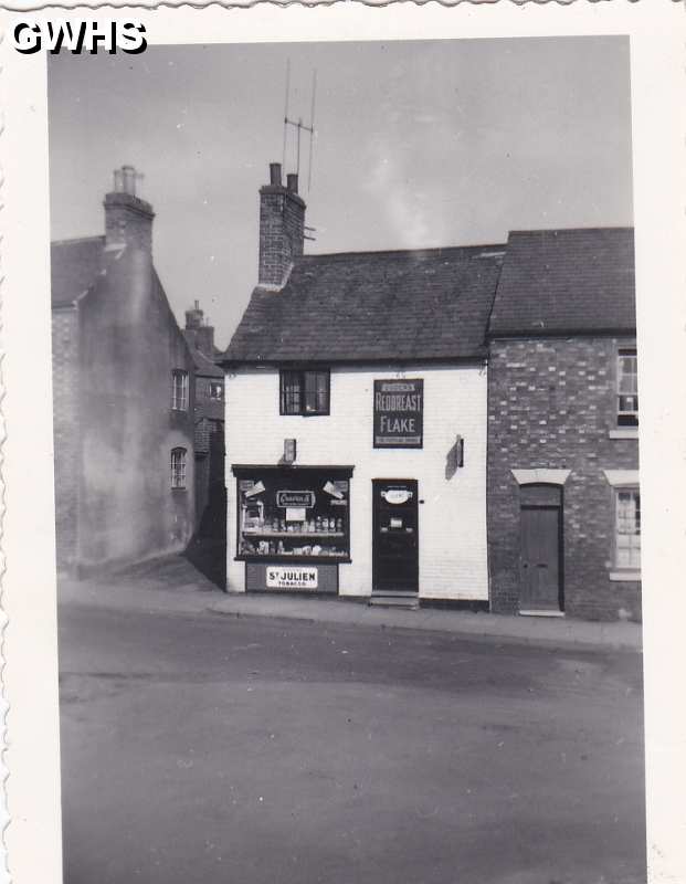 30-196 Grocery shop on Moat Street Wigston Magna opposite Newgate End in the 1950's