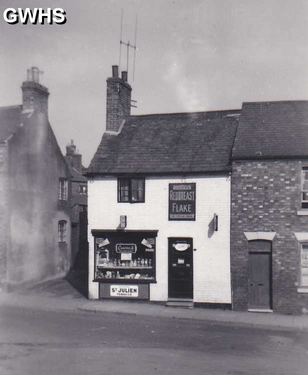 30-196a Grocery shop on Moat Street Wigston Magna opposite Newgate End in the 1950's