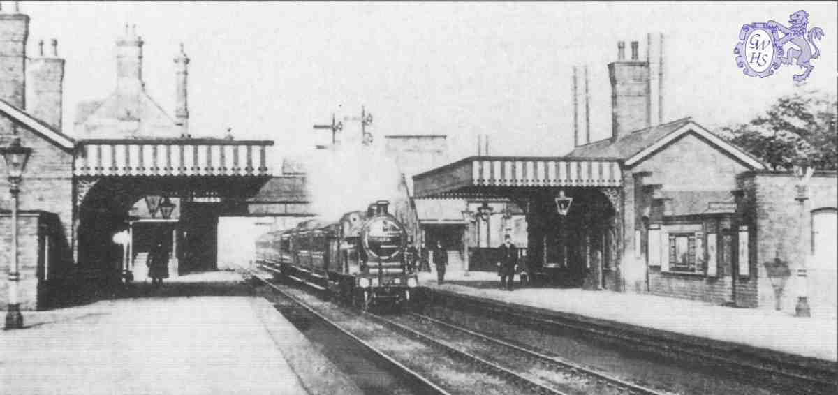 22-120a Wigston Magna Station circa 1921