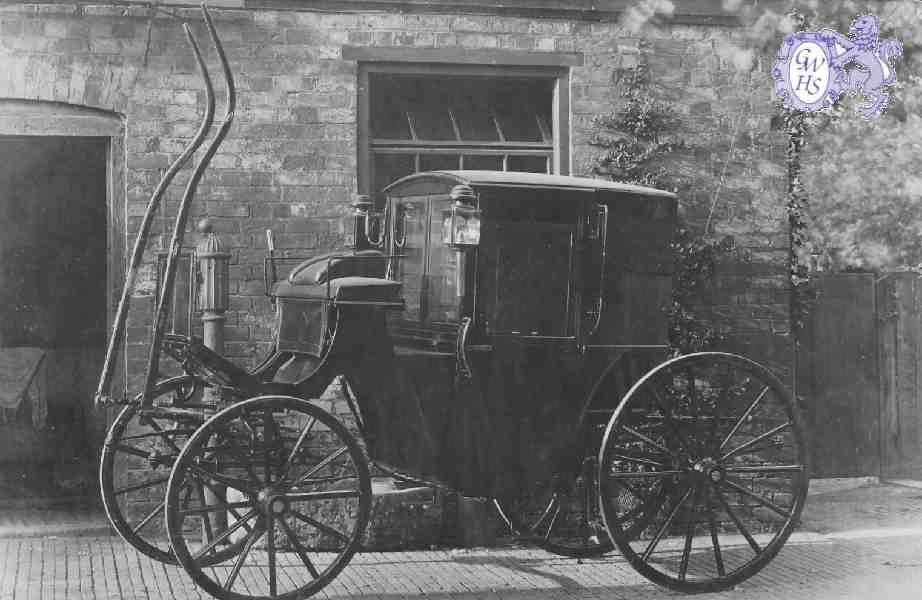 30-225a Dr Barnley's Coach used to visit patients Wigston Magna