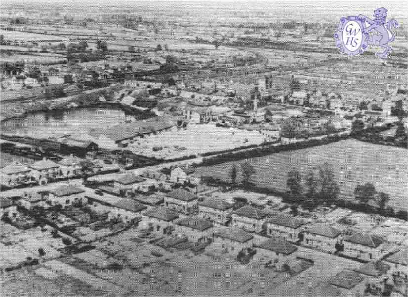 22-313 Aerial view of South Wigston looking north east in 1930's