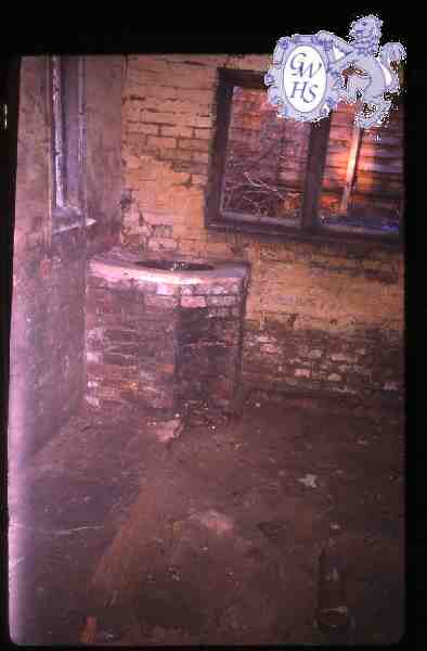 26-167 inside a Hovel possibly one of the Courts prior to demolition in 1960