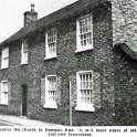 34-130 Cottage opposite Church on Newgate End Wigston Magna 1976