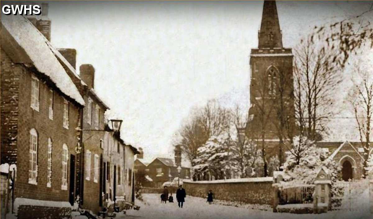 34-404 St Wolstan's Church, Oadby Lane Wigston Magna ~ Postcard from 1907