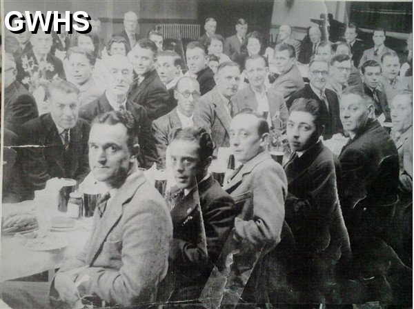 31-254 South wigston working mens club circa 1948