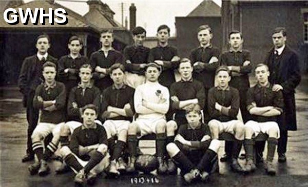 32-307 South Wigston Rugby Football Club 1913 -14