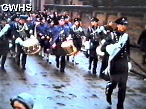 34-208 Marching Band South Wigston In 1939 Pagent