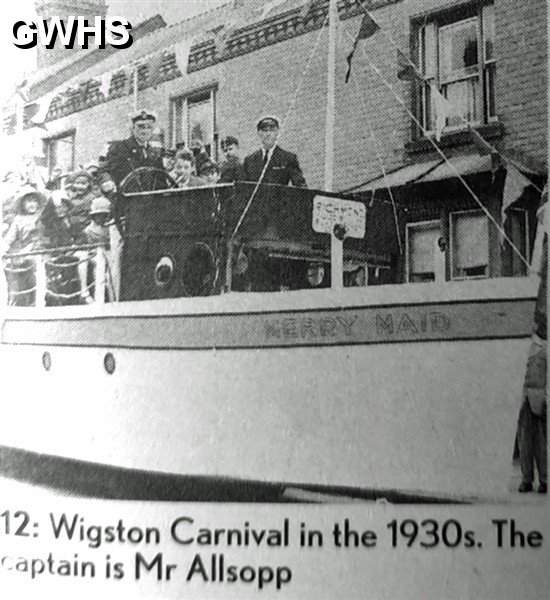 35-748 Carnival float Wigston Magna 1939