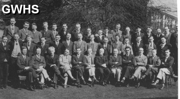 24-012 Blaby Road Methodist Church Young Men's association 1932 in Stratford upon Avon