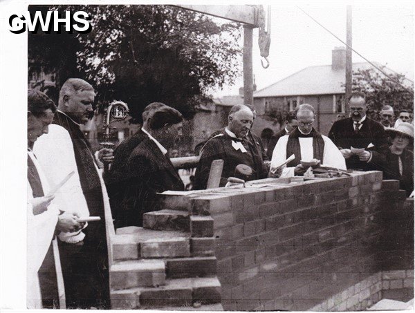 26-100 Ceremony to lay the foundation stone of the Roman Catholic Church on Countesthorpe Road South Wigston