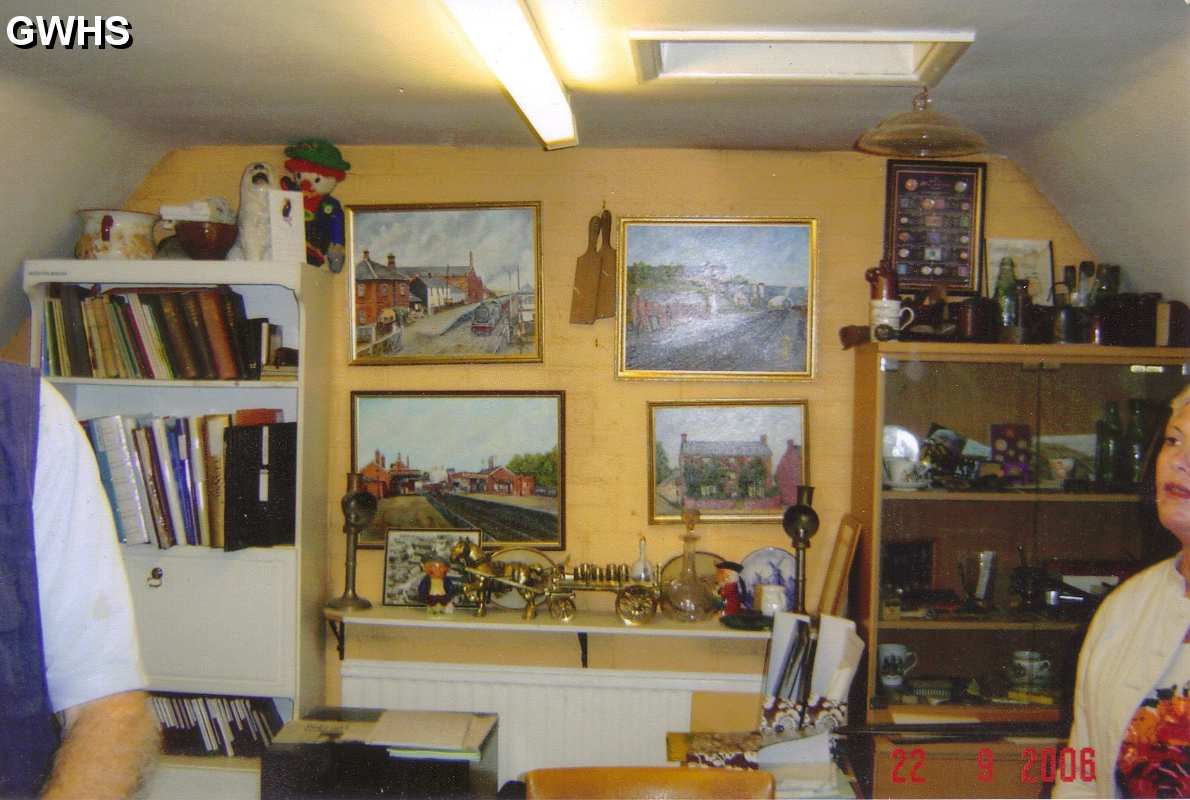 19-004 Duncan Lucas's Loft and collection of local artifacts c 2004
