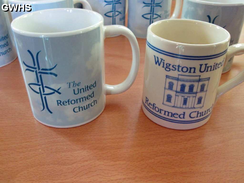34-603 Wigston Magna - United Reformed Church mugs - Old and New  Nov 2018