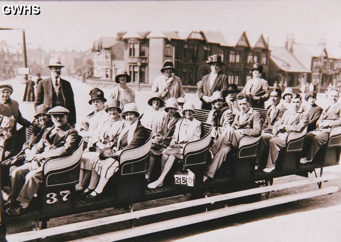 7-85 Charabanc trip from Wigston Magna