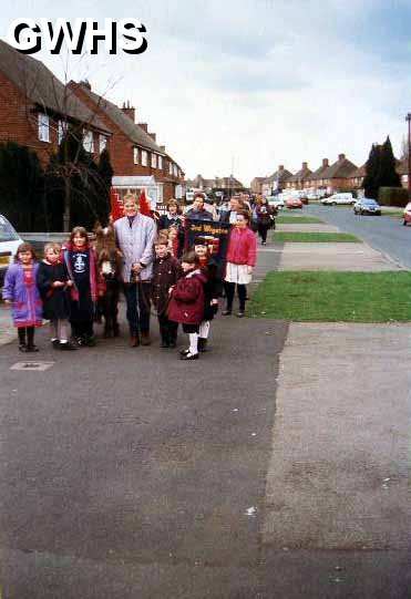 9-132 Palm Sunday Parade 1996 Wigston