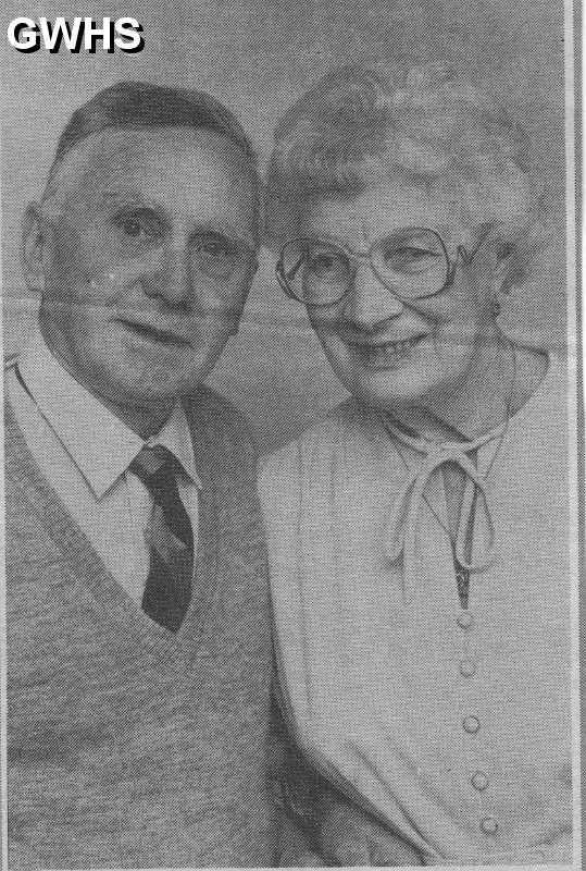 22-572 Hetty and Graham Richards 1990