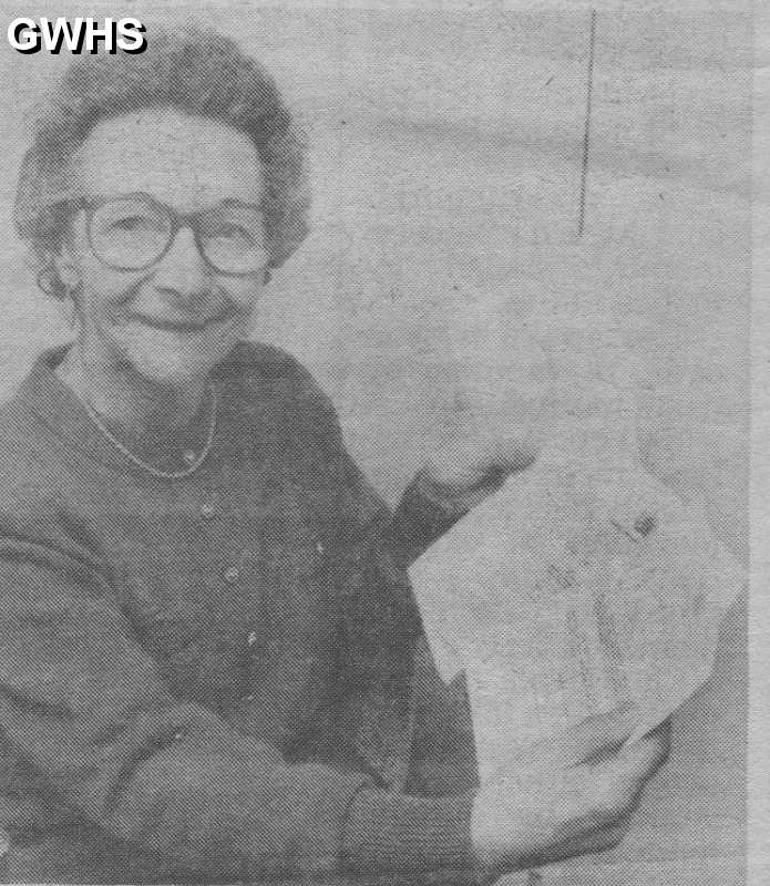 22-577 Doris Tokely of South Wigston 1990