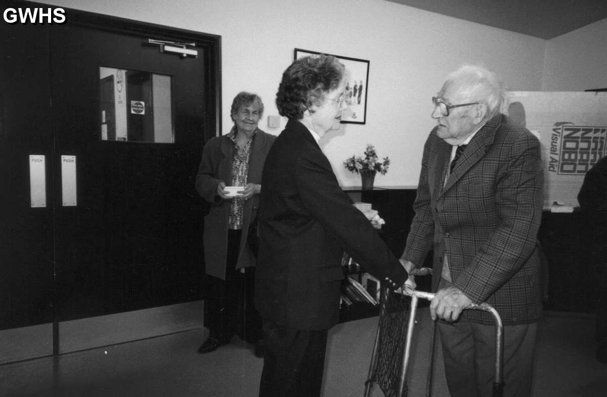23-424a William Horlock - Joane Pitches - Mary Freestone Historical Society meeting 2003