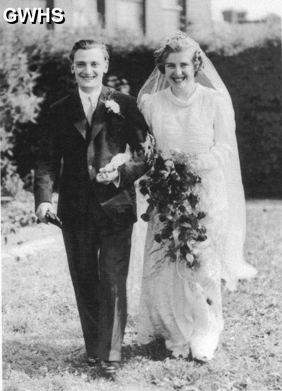 22-333 Wedding of Eric Forryan and Alma Falkner South Wigston 6th June 1949