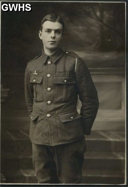 22-485 Percy George Forryan Wigston circa 1918  