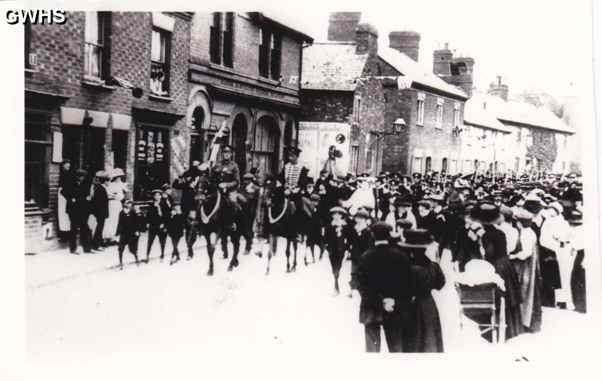 3-12 left lead horse Eustace Freckingham Long Street Wigston Magna Victory Parade 1918
