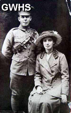 3-3 L H Forryan & Maggie Boulter Wigston Magna c.1914