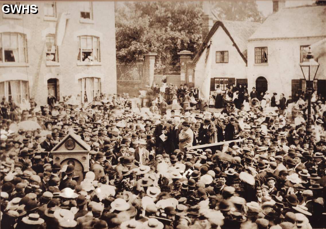 26-278 Unveiling Fountain, Bell Street, Queen Victoria's Diamond Jubilee 22 June 1897