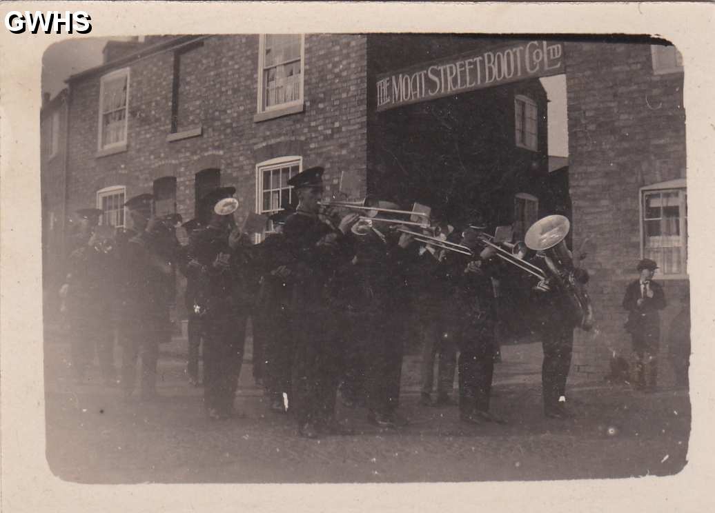30-195 Charles Moore conducting his Brass Band Moat Street Wigston Magna 1920's